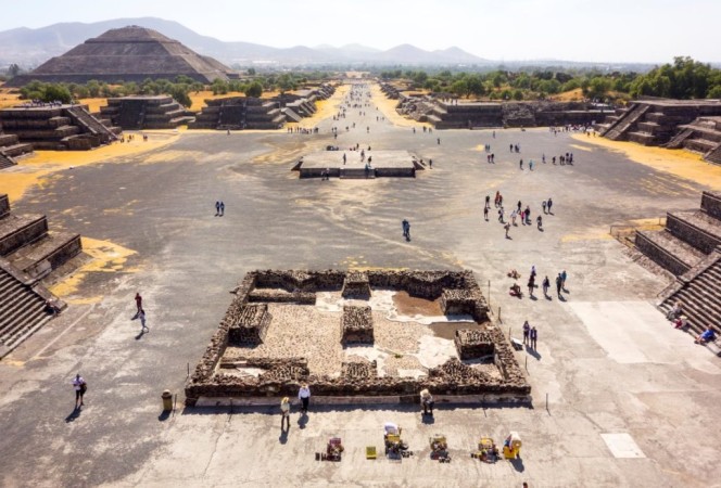 interior-teotihuacan-mexico